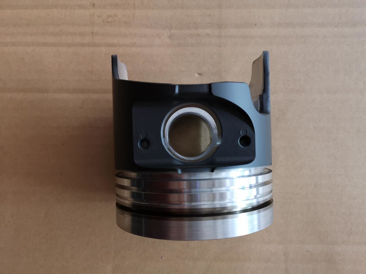 4HG1T Piston 8982097450 Isuzu Engine Parts For NPR NQR Light Truck 4HG1 Turbocharger 4HG1T