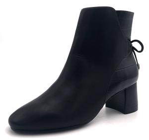 China Autumn Winter Womens High Boots With High Heel Solid Pattern factory