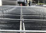 ​temporary metal fence