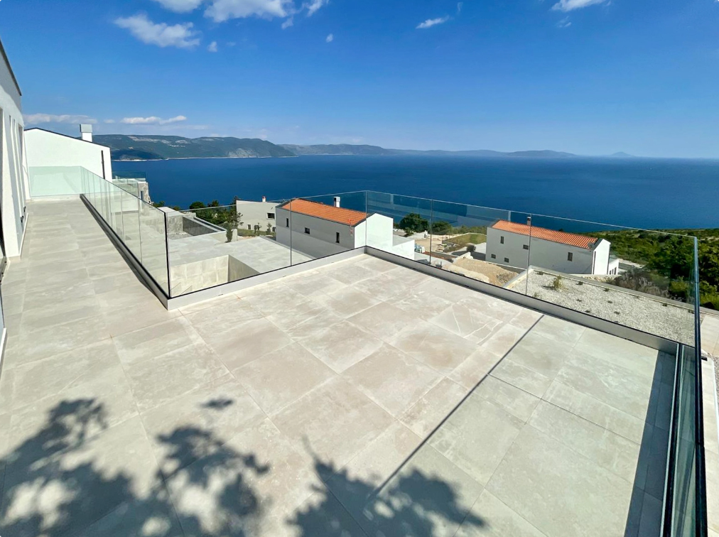 Aluminum U Channel With Laminated Glass For Frameless Railing Balustrade Parapet Baluster Banisters Terrance Patio Fence