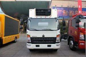 China Howo Light Refrigerated Cargo Truck 3 Ton Capacity 4X2 Driving Type factory