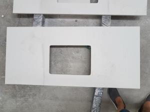 China Pure White Quartz Bathroom Vanity Tops Eased / Other Edge Optional factory