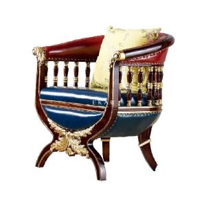China Classic Luxury Wooden Frame And Leather Antique Living Room Leisure Chair factory