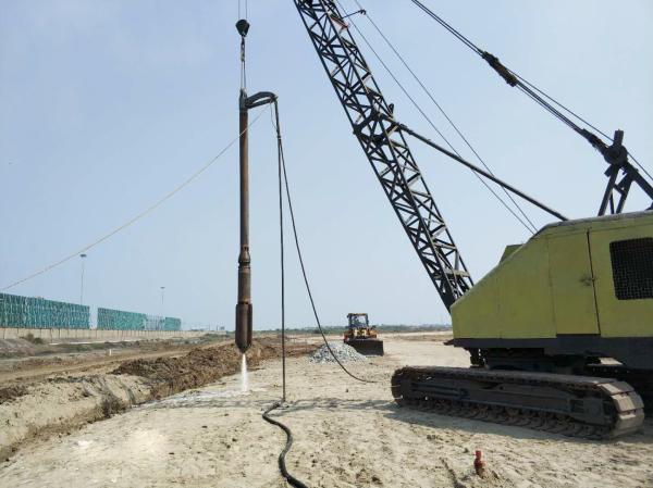 Deep Soil Improvement Top Feed Vibroflot Sand Compaction Stone Column Pile