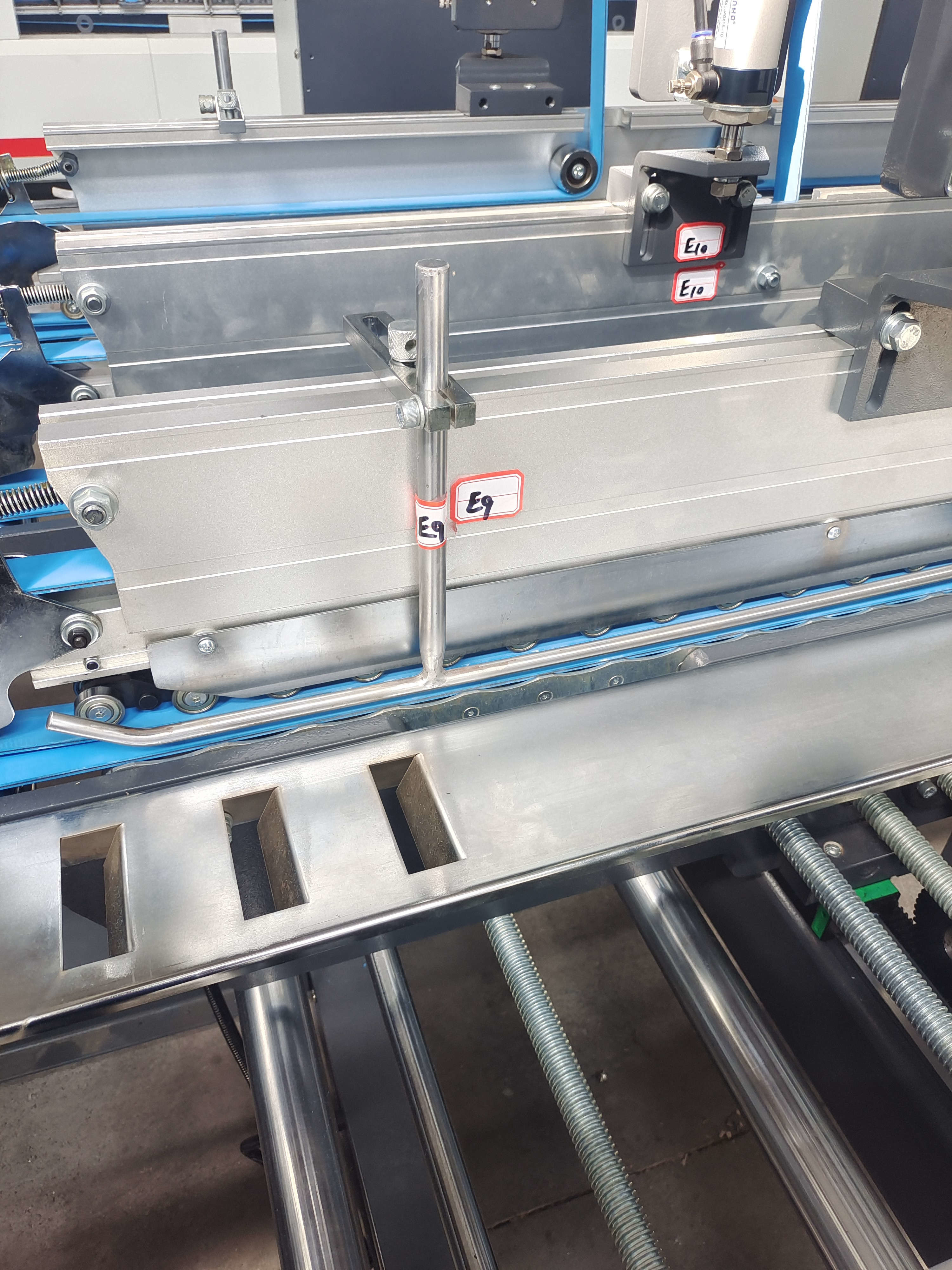 420mm-2100mm Carton Box Cardboard Automatic Folder Gluer 48KW