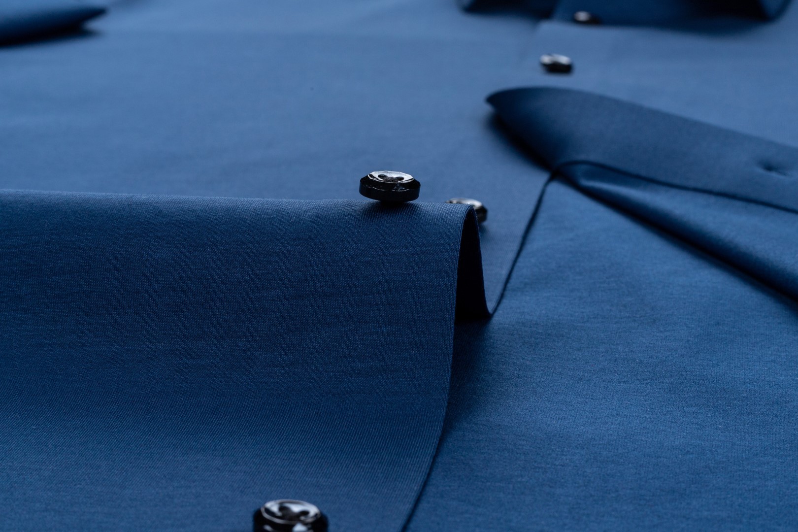 LCBZ Garment Men's Formal Shirts No Iron Elastic and 100% Cotton for Wrinkle-Free Wear
