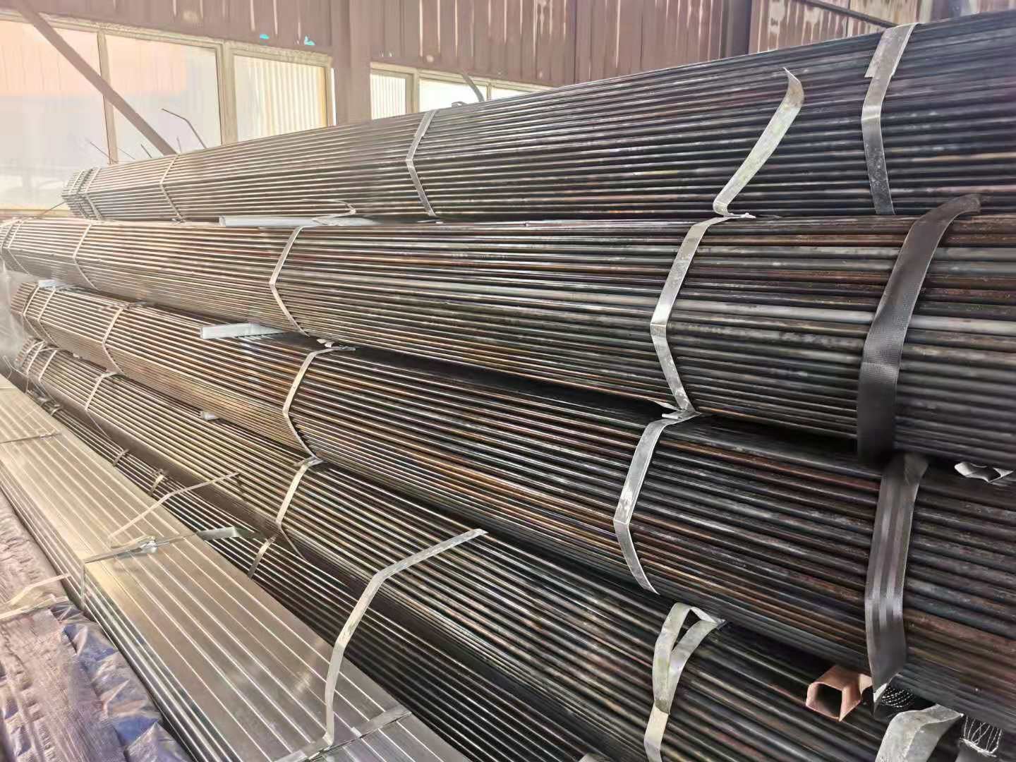 Hollow Structural Black Steel Pipe For Gas Line , Rolled 2mm Steel Tube