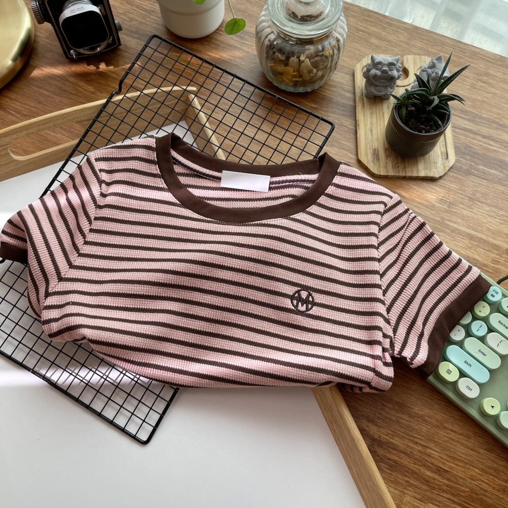 Custom Embroidered Logo Elastic Knitted Short T-shirt for Hot Girls in Y2k Fashion