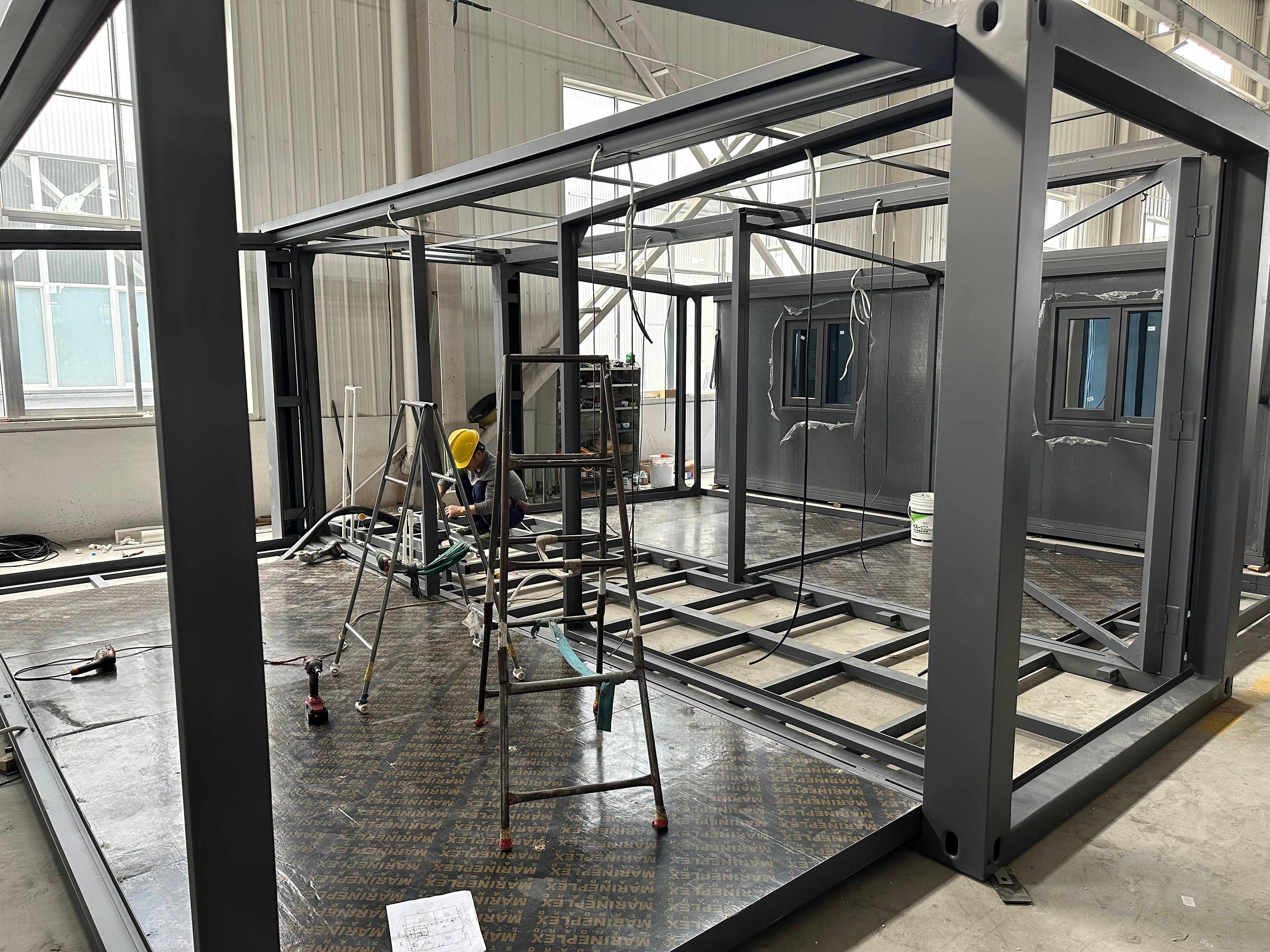Breathable Expandable Container House Homes for in Australia Steel Frame Expandable Design and Breathable Material