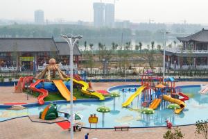 China Amusement Waterpark Project, Gaint Water Park Equipment Kids Theming Water Park Slide factory