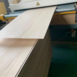 China 5mm Thickness Solid Paulownia Wood with Production Time 5-15 Days in Natural Color factory