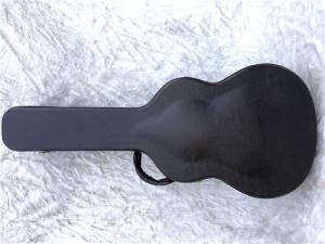 China Multi Color Wooden Guitar Case With Velvet Padding Interior 21/24/27/31/41 Inches factory