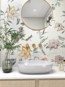 China Grade AAA Toilet Flower Tile , 600x1200mm Background Wall And Wall Tile factory
