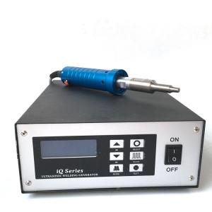 China Hand Gun Ultrasonic Welding Generator 110V 220v 28khz/30khz/40khz With Transducer factory