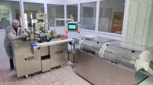 China Pharmaceutical Products Softgel Encapsulation Machine 7rpm factory