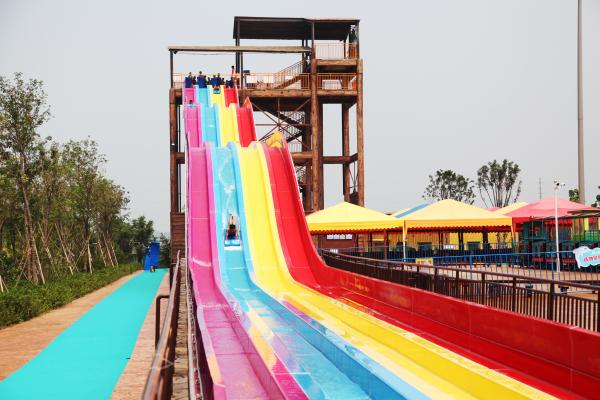 Commercial FRP Fiberglass Rainbow Water Slides customized SGS ISO9001