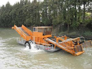 China 75kw Power Aquatic Weed Harvester Collect Water Plants On Water factory