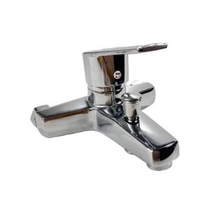 China Ceramic Disc Valve 5.5 Inches Spout Reach Bath Faucet Stainless Steel Lavatory Faucet factory