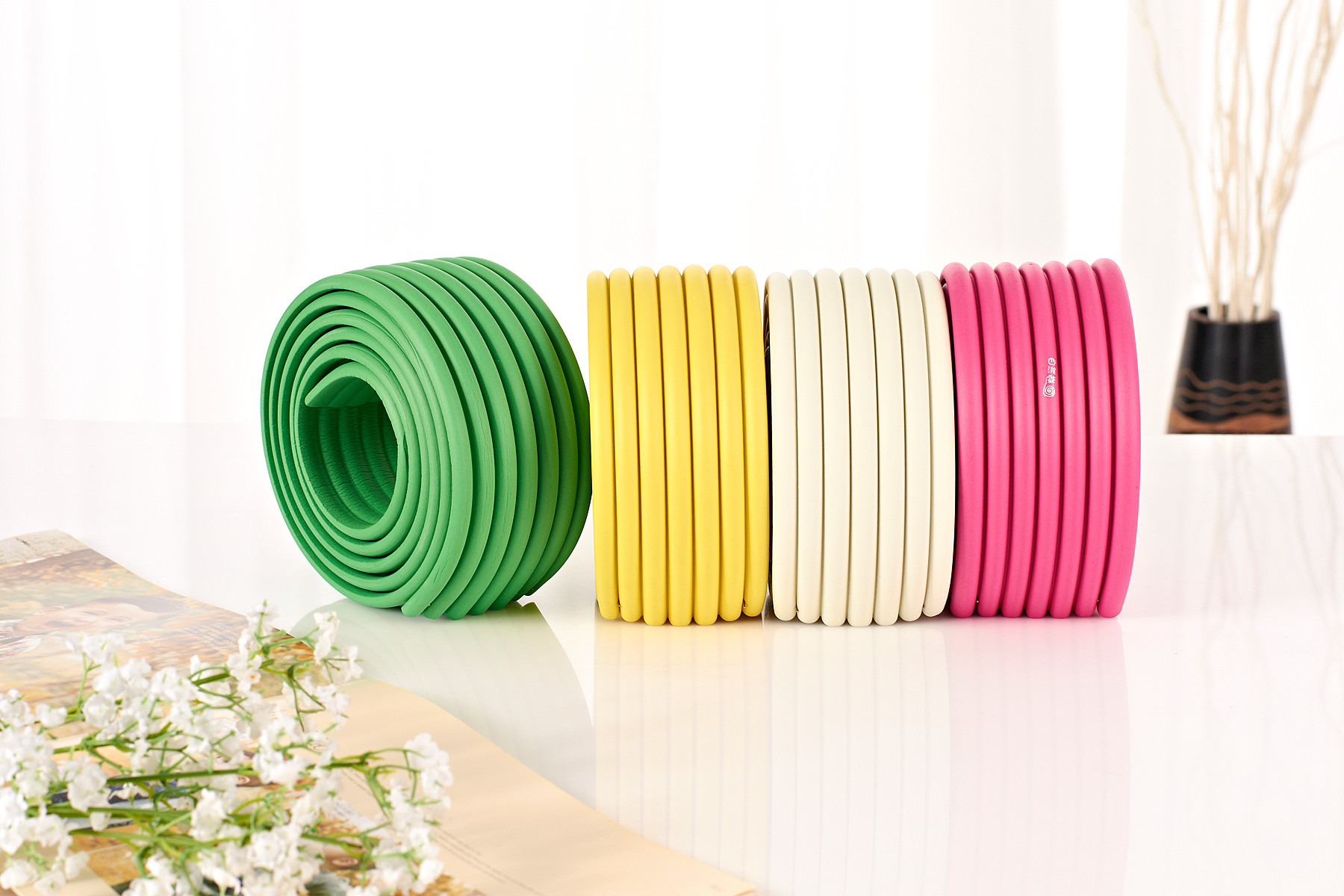 Custom Color Baby Safety Corner Guards Stick Edge Protector ROHS Certification