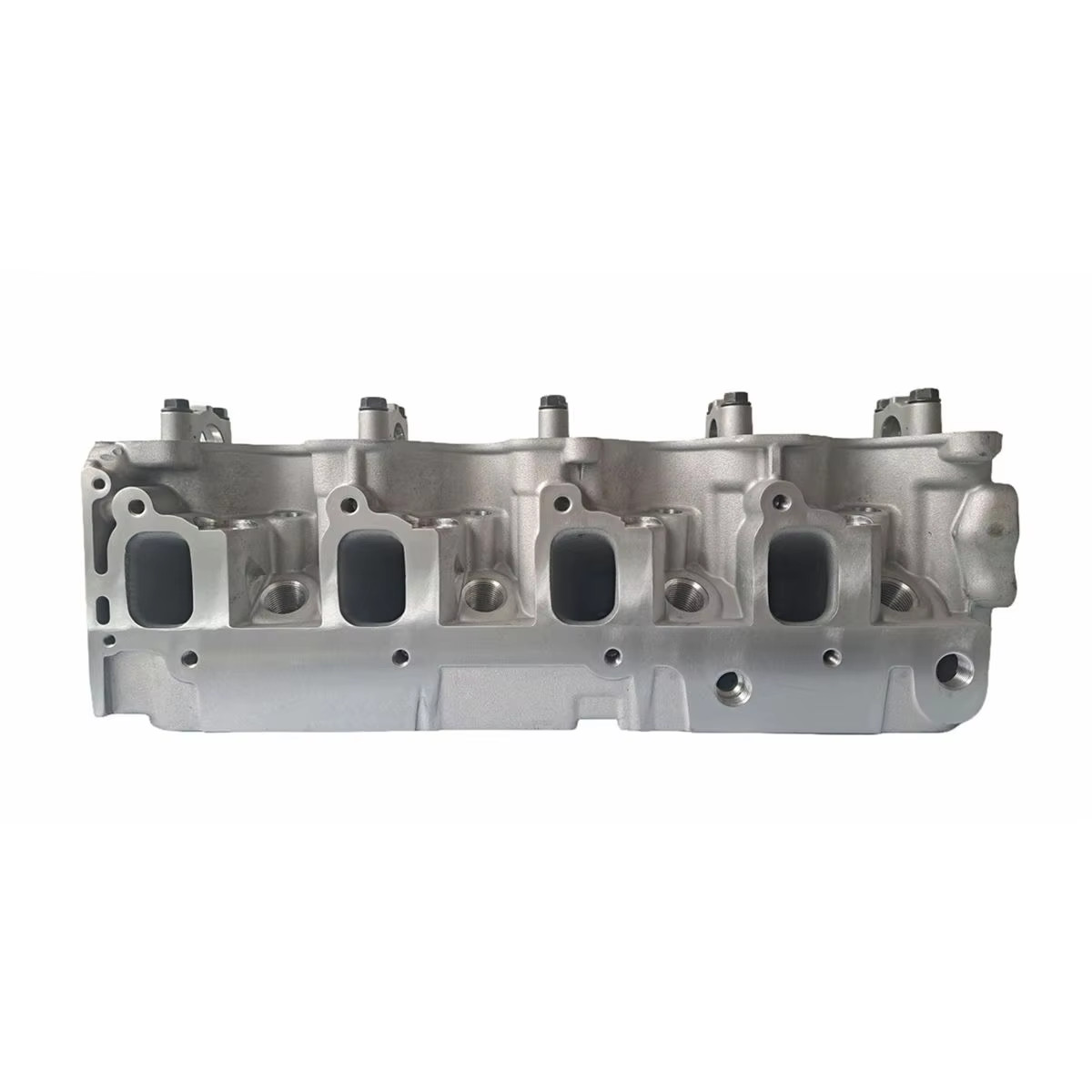 Auto Engine Parts 2C 2C-TE 3C 3C-TE Cylinder Head 11101-64390 908781 for TOYOTA 2c 3c Auto Parts