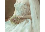 Luxury Long Tail Bridal Gown Lace Sweetheart Breast Wedding Dress