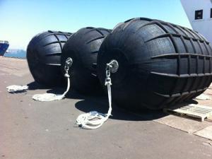 China Beierte ABS Marine Floating Rubber Fender Large Ship Berthing factory