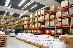 China Industrial Warehouse Steel Racking Systems , Versatile Selective Pallet Rack factory