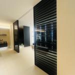 Cloakroom Wardrobe Glass 3mm-12mm Thickness Black Wardrobe Closet