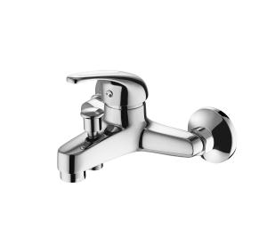 China Chrome Plated Single Lever Mixer Tap For Wall Mounting Brass Body factory