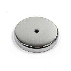 China ISO/TS16949 2002 Certified D80mm Ferrite Cup Magnet Holder With Countersunk Hole D6mm factory