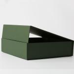 Cardboard Folding Magnetic Packaging Box , Green Magnetic Gift Box Custom