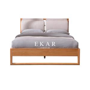 China Nordic Style Solid Wood Bed Oak Bedroom Furniture Modern Bed factory