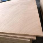 2440x1220mm Hardwood Veneer Plywood Board For Cabinets Furniture