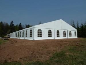 China Clearspan Struture White Cover Large Wedding Tents For 350 People factory