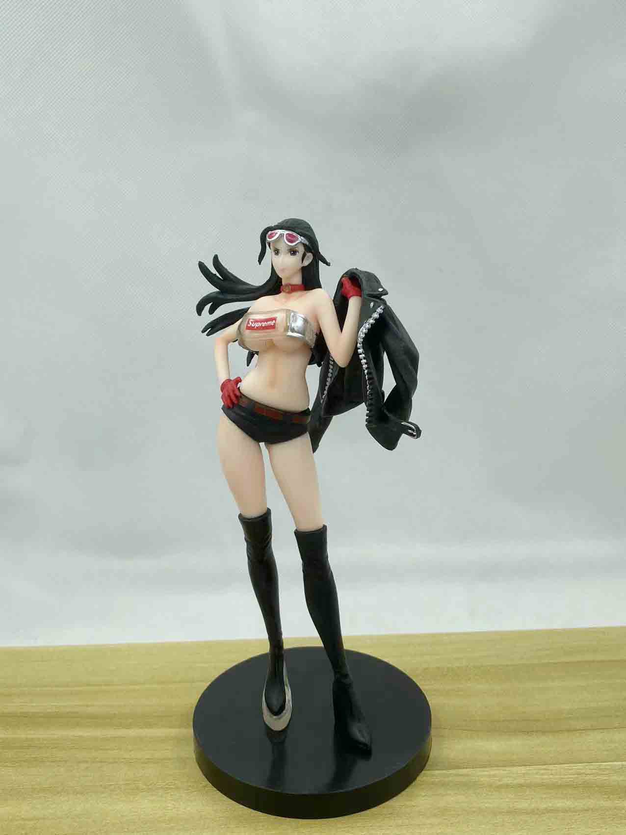 Unisex Anime Heroes Interactive Action Figures Toy Dolls Model Ornaments Statues for Toys