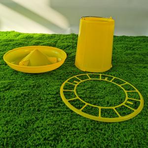 China Plastic Poultry Feed Bucket In Standard Size For Poultry Farm 31.4cm X 37.4cm factory