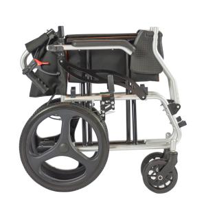 China Aluminium Alloy ISO13485 Foldable Manual Wheelchair factory
