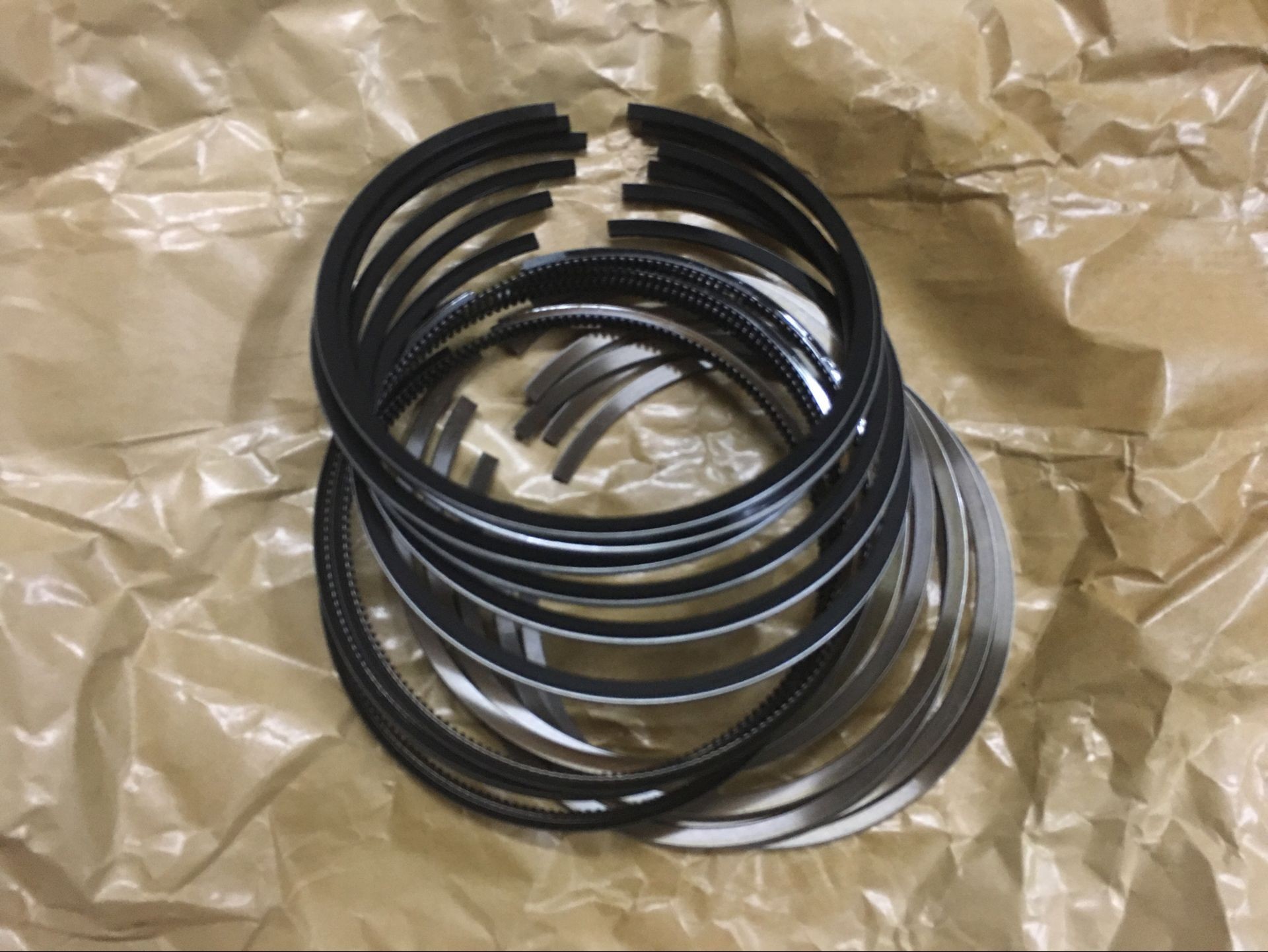 Excavator genuine Cummins k19 Diesel Engine 4089500 4090028 piston ring