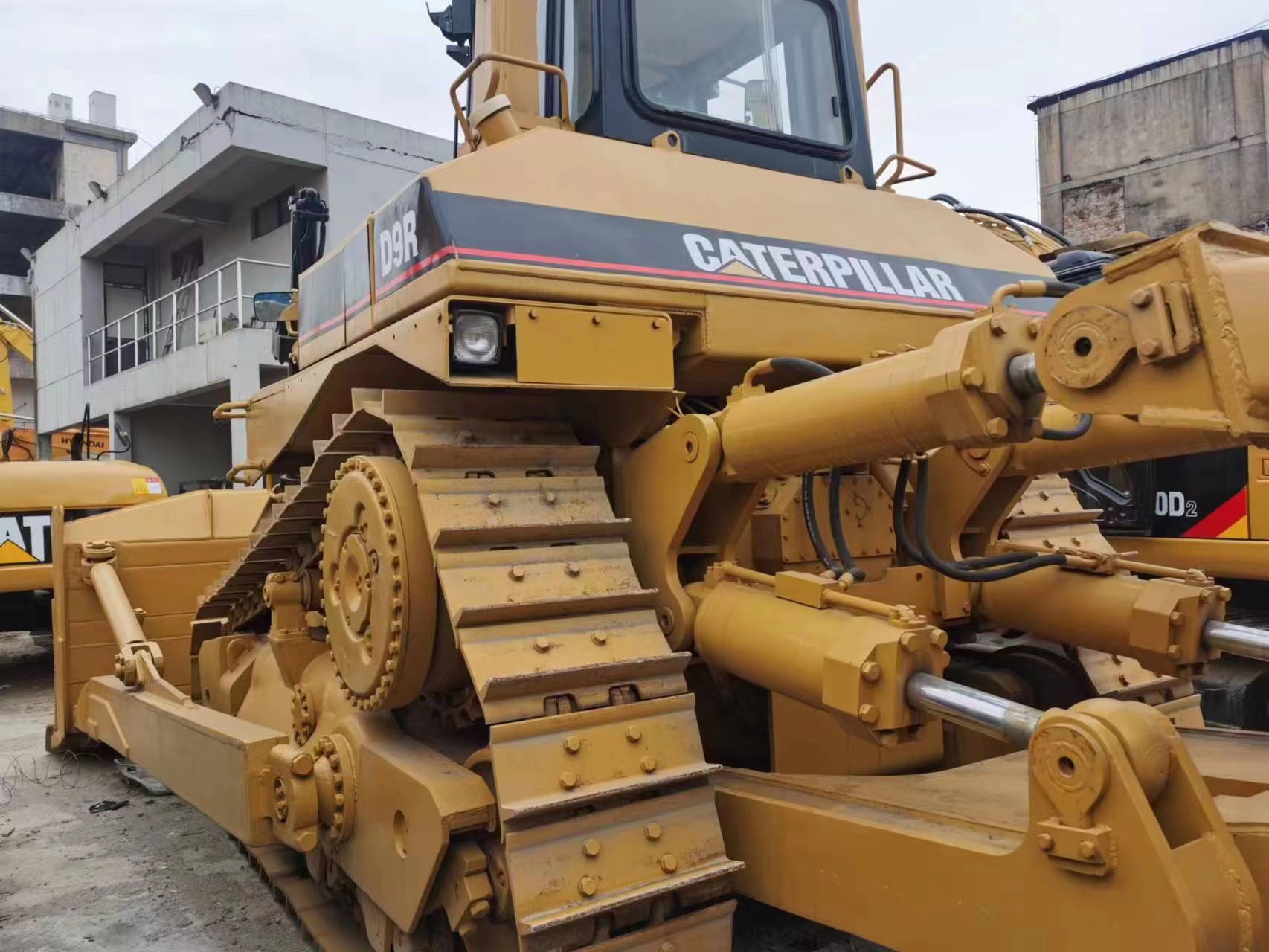 Second Hand Cat D9R Dozer Original Caterpillar D7 D7H D7G D6R D8R D6 Crawler Bulldozer