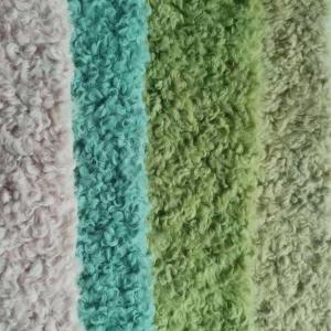 China Anti Static Weft Knitted Faux Fur Fabric Knitted Lady Garments With 100% Polyester factory