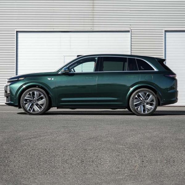 L7 Ultra Energy Car Electric Car Luxury Large Space SUV Rear Independent Air