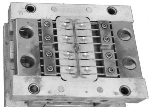 China Shot Blasting ASTM A390 Zinc Die Casting Products factory