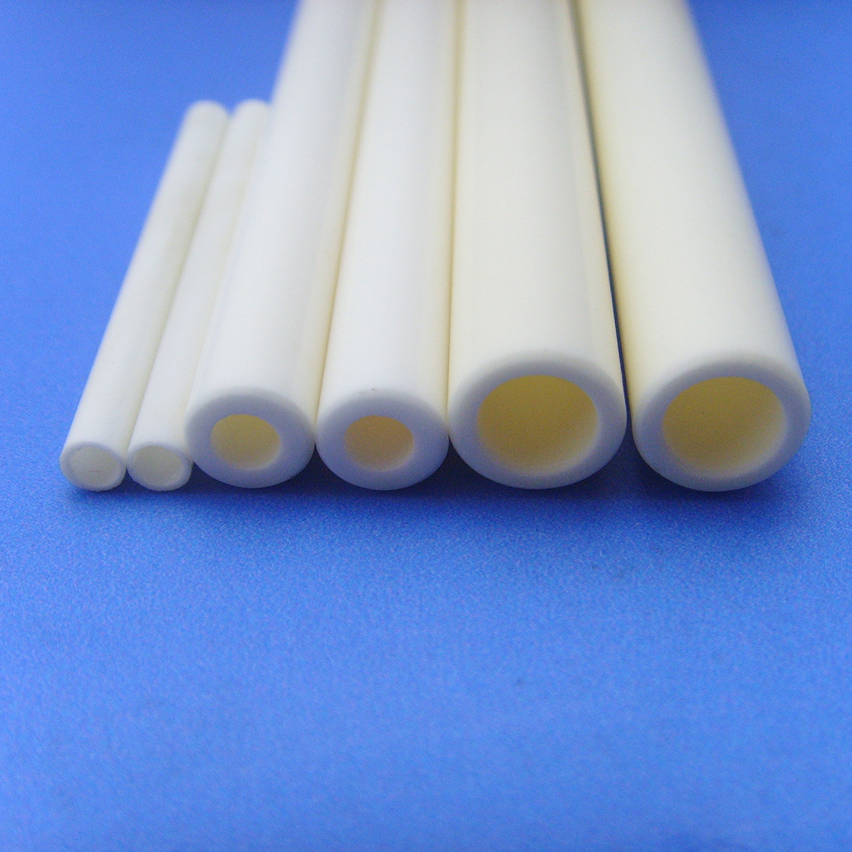 Mechanical Wear Resistance 1750℃ Zirconia Ceramic Tube