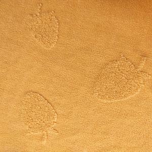 China Warp Knitted Sherpa Fleece Fabric 100% Polyester Yellow Jacquard For Garment factory