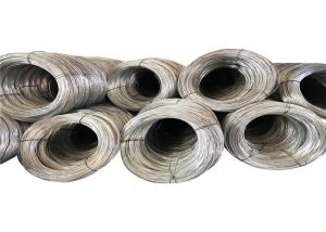 China Anti Rust 1.6-3.0mm Galvanized Iron Wire For Razor Wire Fencing And Mesh factory