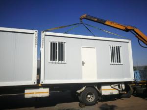 China BOX SPACE Factory Price Steel Frame Fiberglass Sandwich Panel Modular House Prefab House For Construction Site Office factory
