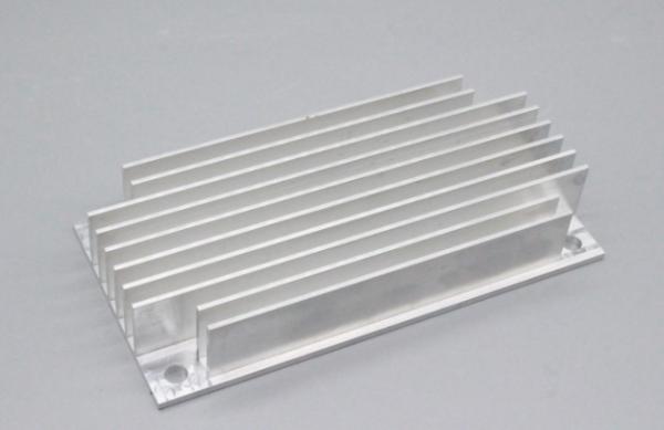 Universal Vertical Mounting Type Aluminum Heat Sink For Universal Compatibility