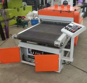 China Board Edger Multiple Blades Circular Saw Wood Cutting RipSaw Machine factory
