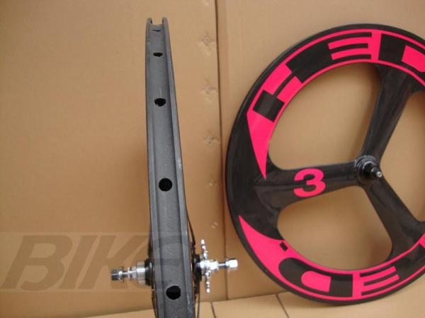 New China YOUNGFAN BIKE front tri-spokes&88rear carbon clincher wheelsets for