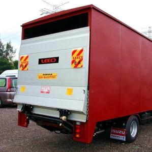 China 2.3m Vehicle Tail Lift 1.5T Electric Lift Gate For Truck factory